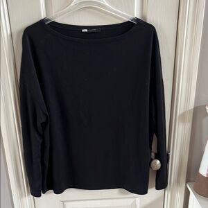 All Saints Rita tee. Women's Black Long Sleeve Top. Size small